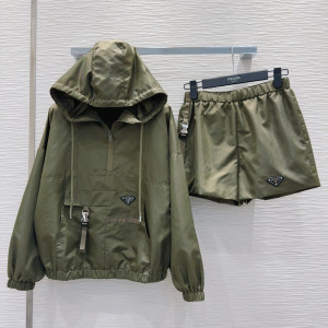 Prad *2025SS 쇼윈도 최신 컬렉션